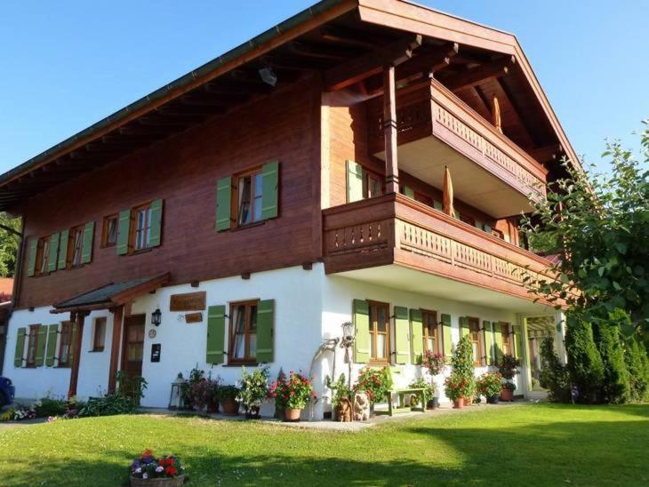 Komfort Ferienwohnungen Reit im Winkl - Haus Davis Exterior foto